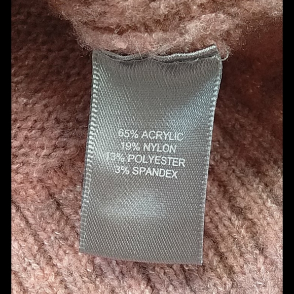 Marled Dusty Rose Sweater with side buttons, Large - Picture 8 of 9